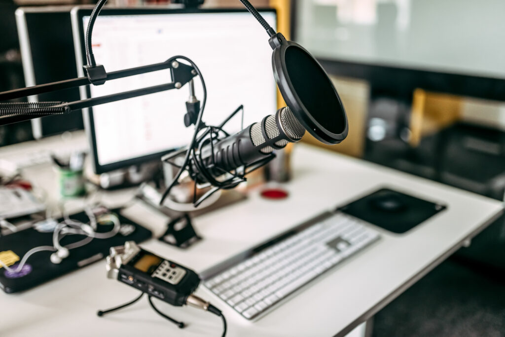 Microphone and computer in a recording studio